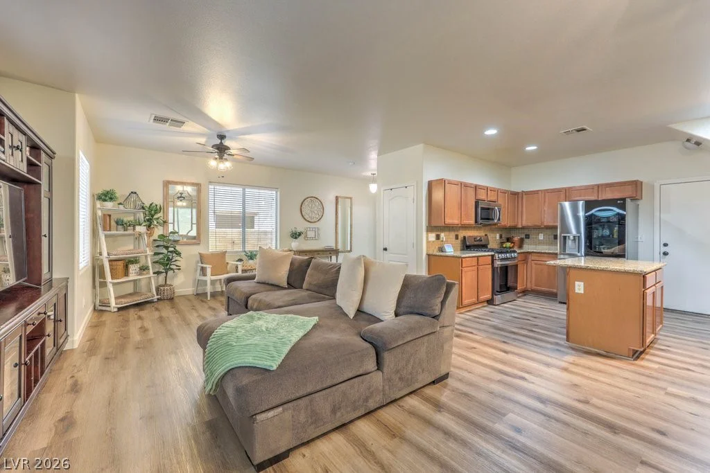 731 EASTER LILY, Henderson, NV 89011