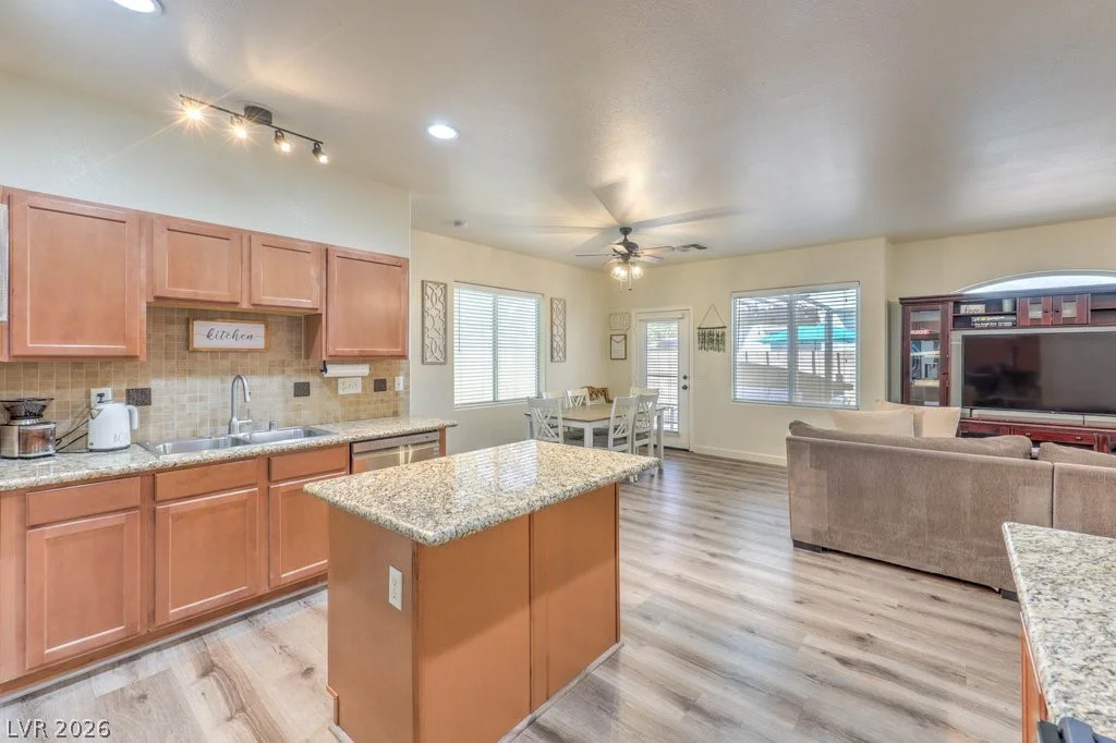 731 EASTER LILY, Henderson, NV 89011