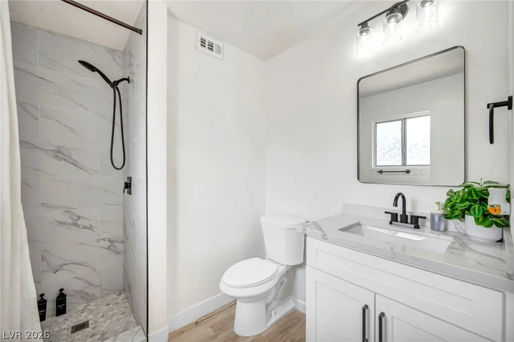 913 De Met, Las Vegas, NV 89119