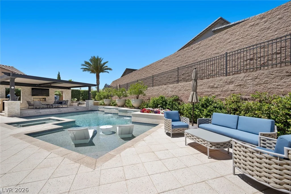 13 Durini, Henderson, NV 89011