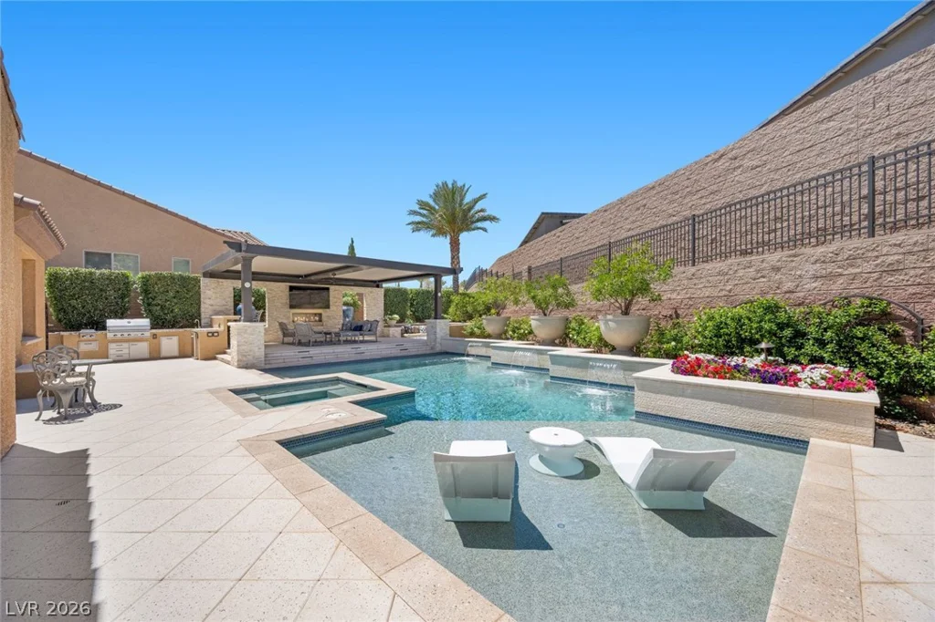 13 Durini, Henderson, NV 89011