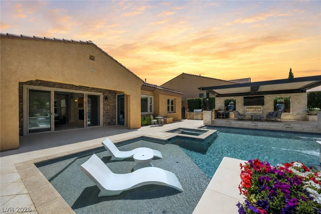 13 Durini, Henderson, NV 89011
