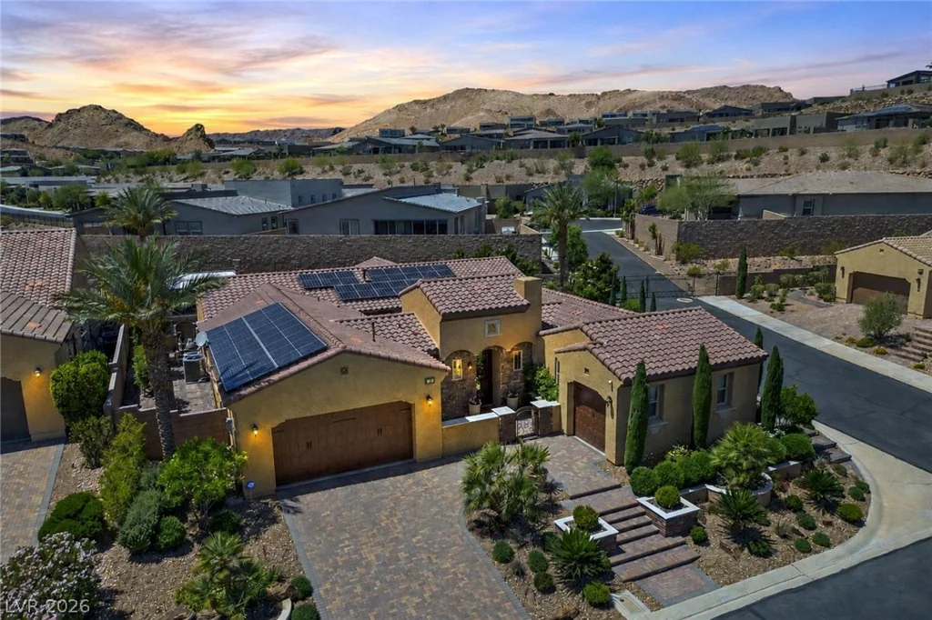 13 Durini, Henderson, NV 89011