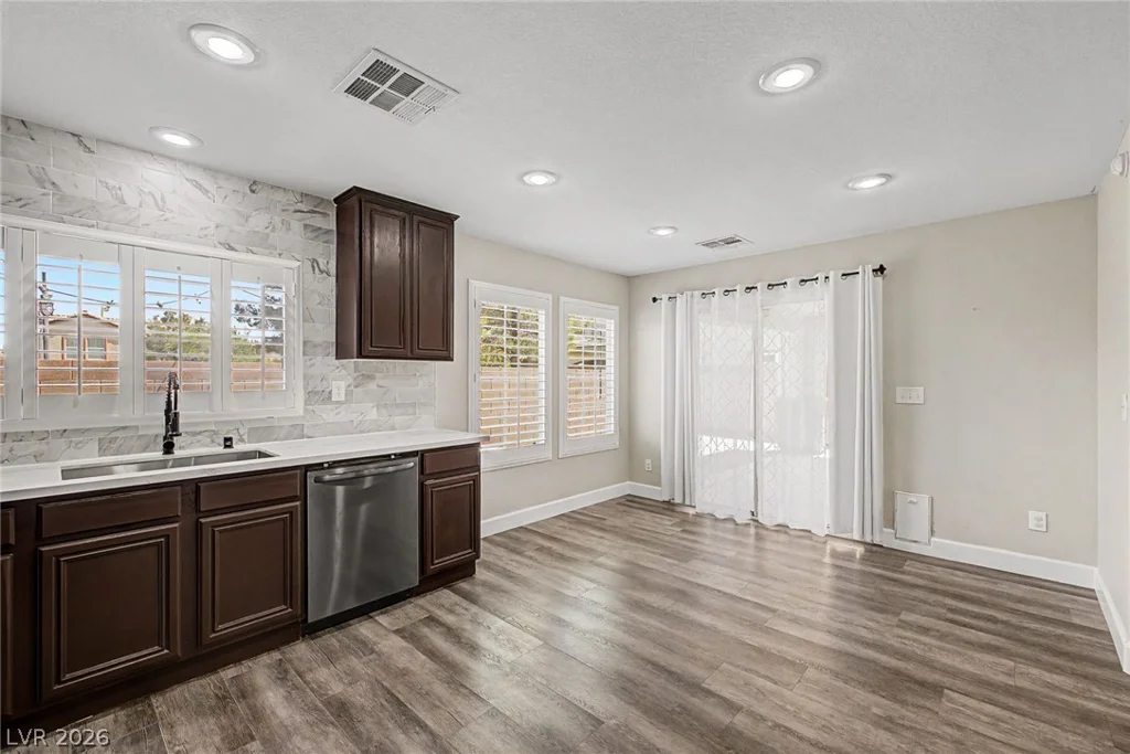 9444 Fort Connah, Las Vegas, NV 89178
