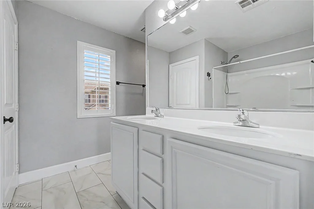9444 Fort Connah, Las Vegas, NV 89178