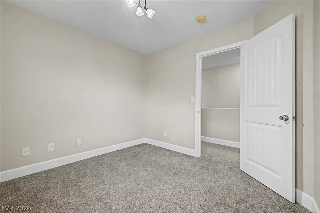 9444 Fort Connah, Las Vegas, NV 89178