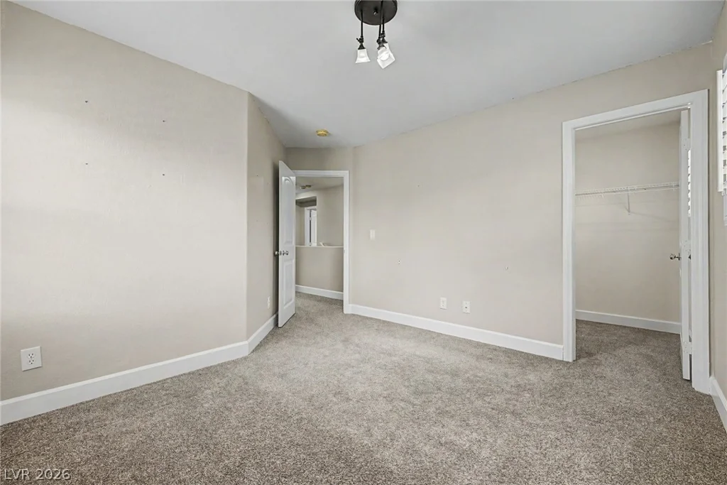 9444 Fort Connah, Las Vegas, NV 89178