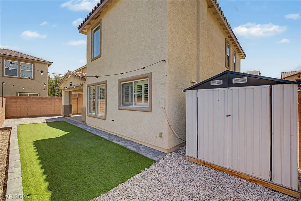 9444 Fort Connah, Las Vegas, NV 89178