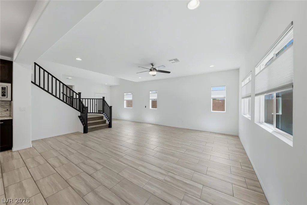 5595 Pico Ferrera, Las Vegas, NV 89113