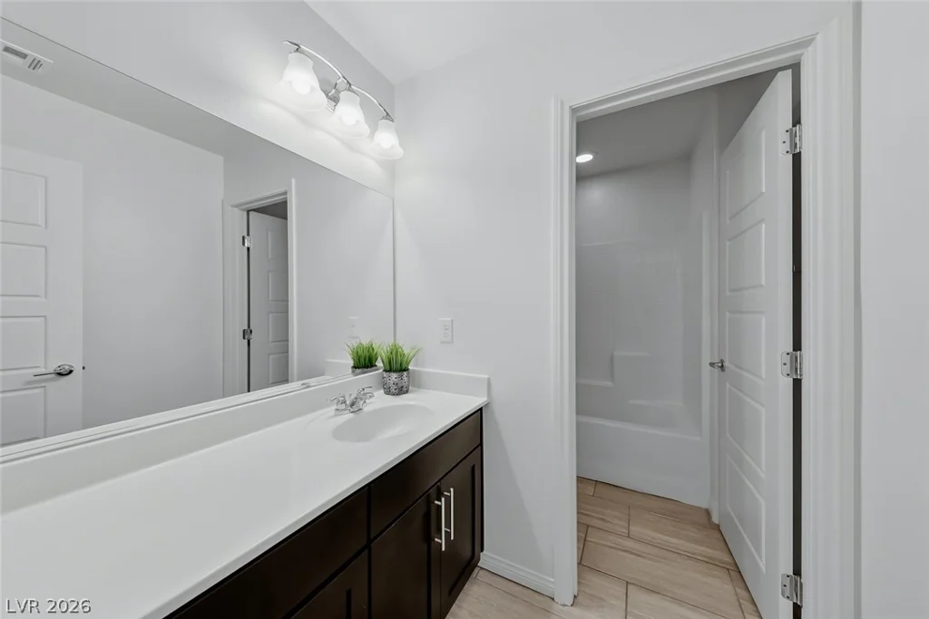 5595 Pico Ferrera, Las Vegas, NV 89113