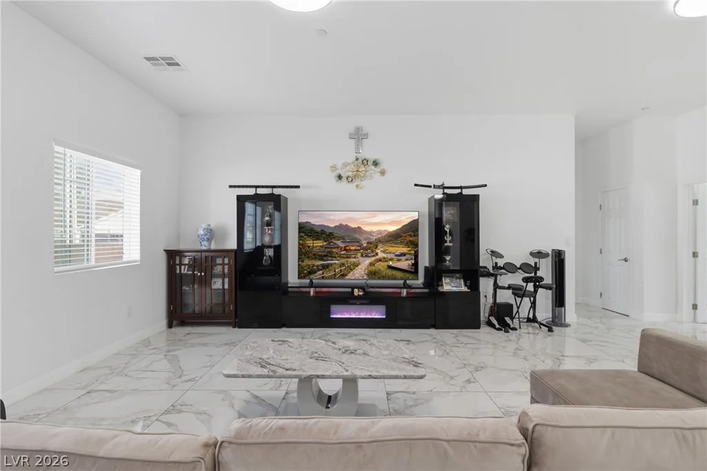 2334 Michael, Las Vegas, NV 89108