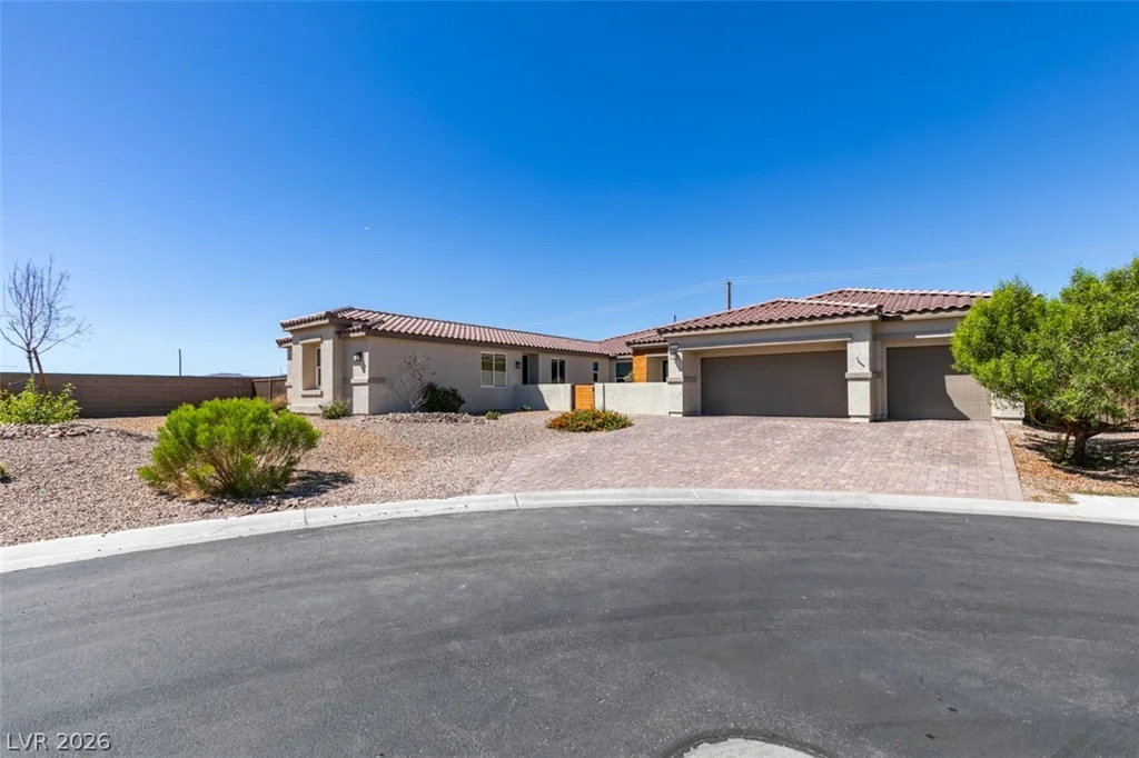 8741 Grand Pass, Las Vegas, NV 89113