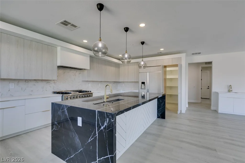 8741 Grand Pass, Las Vegas, NV 89113