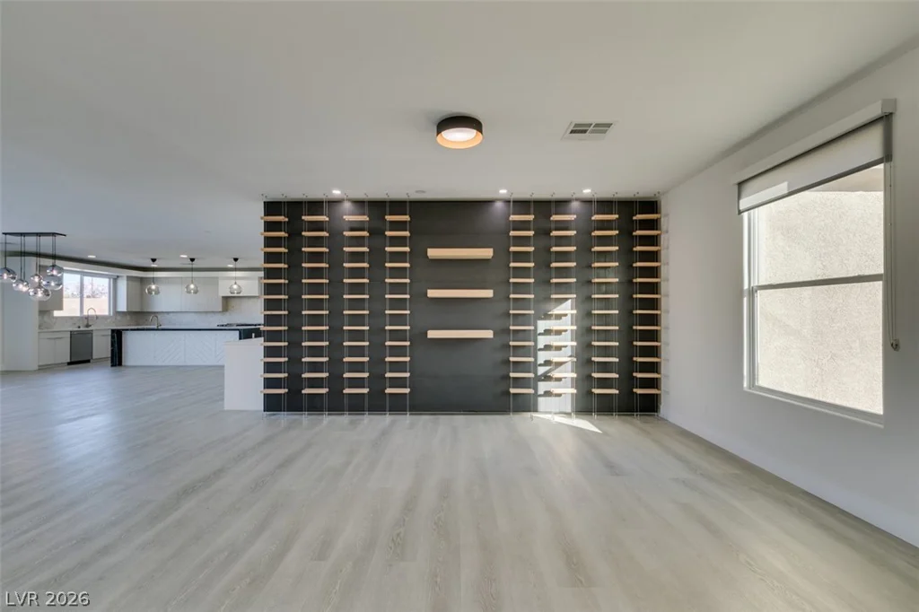 8741 Grand Pass, Las Vegas, NV 89113