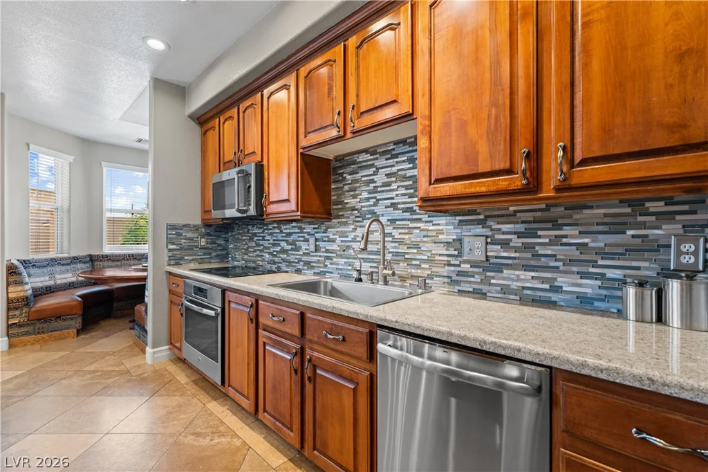 2635 El Camino, Las Vegas, NV 89146