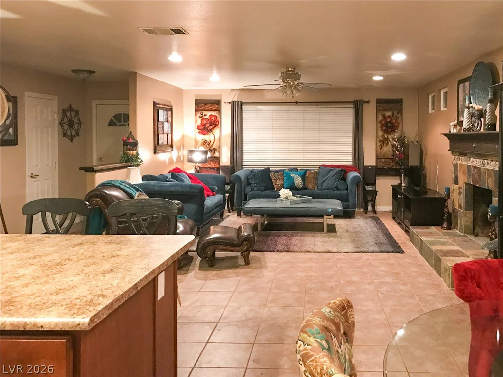 2635 El Camino, Las Vegas, NV 89146