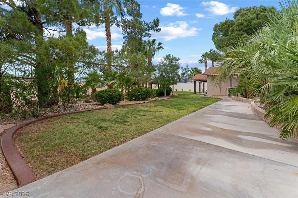 2635 El Camino, Las Vegas, NV 89146