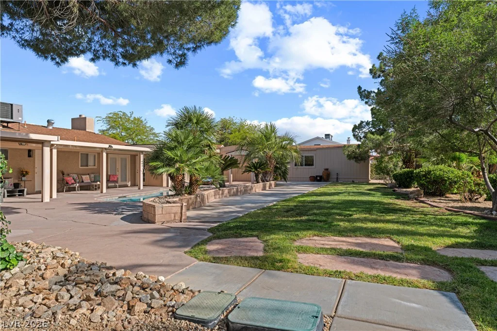2635 El Camino, Las Vegas, NV 89146