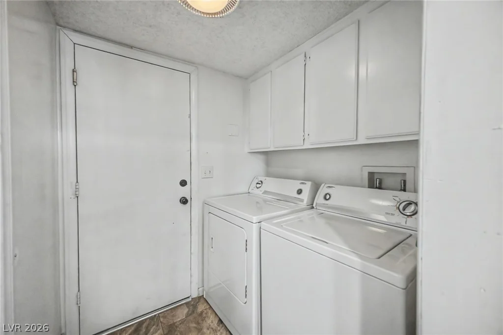 317 Warmside, Las Vegas, NV 89145