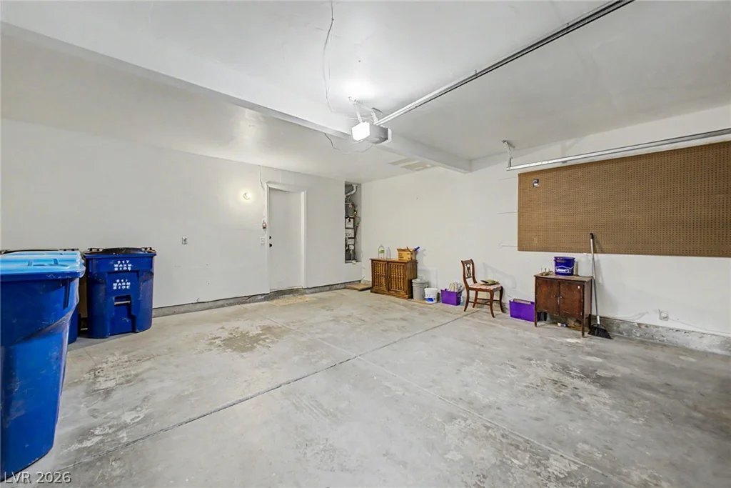 317 Warmside, Las Vegas, NV 89145
