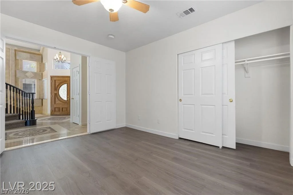 9361 Gilmore, Las Vegas, NV 89129
