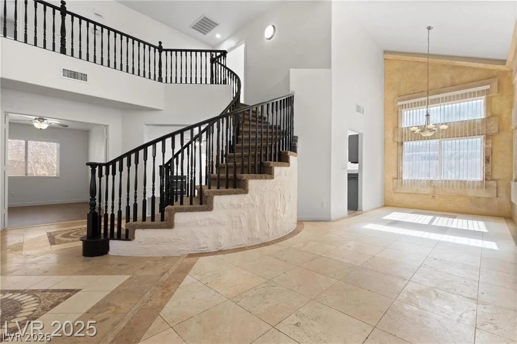 9361 Gilmore, Las Vegas, NV 89129
