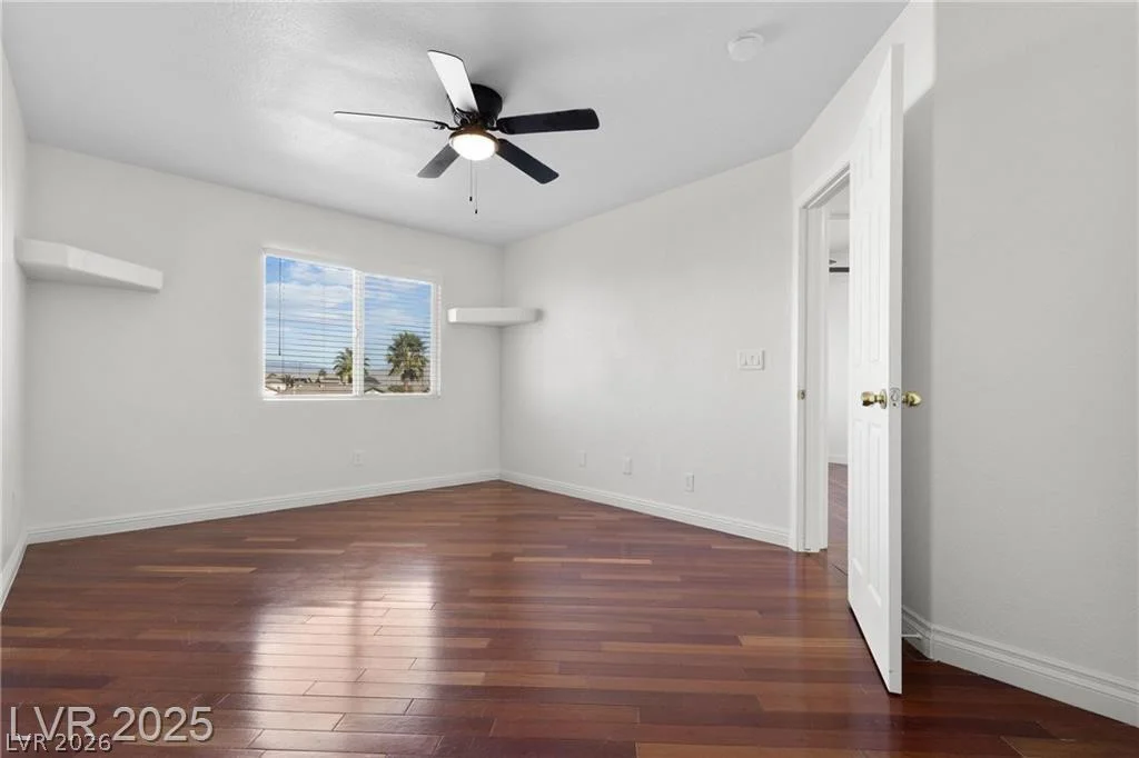 9361 Gilmore, Las Vegas, NV 89129