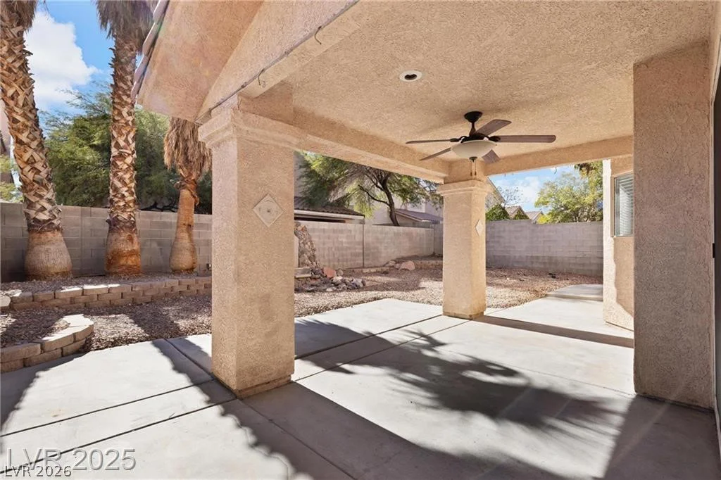 9361 Gilmore, Las Vegas, NV 89129