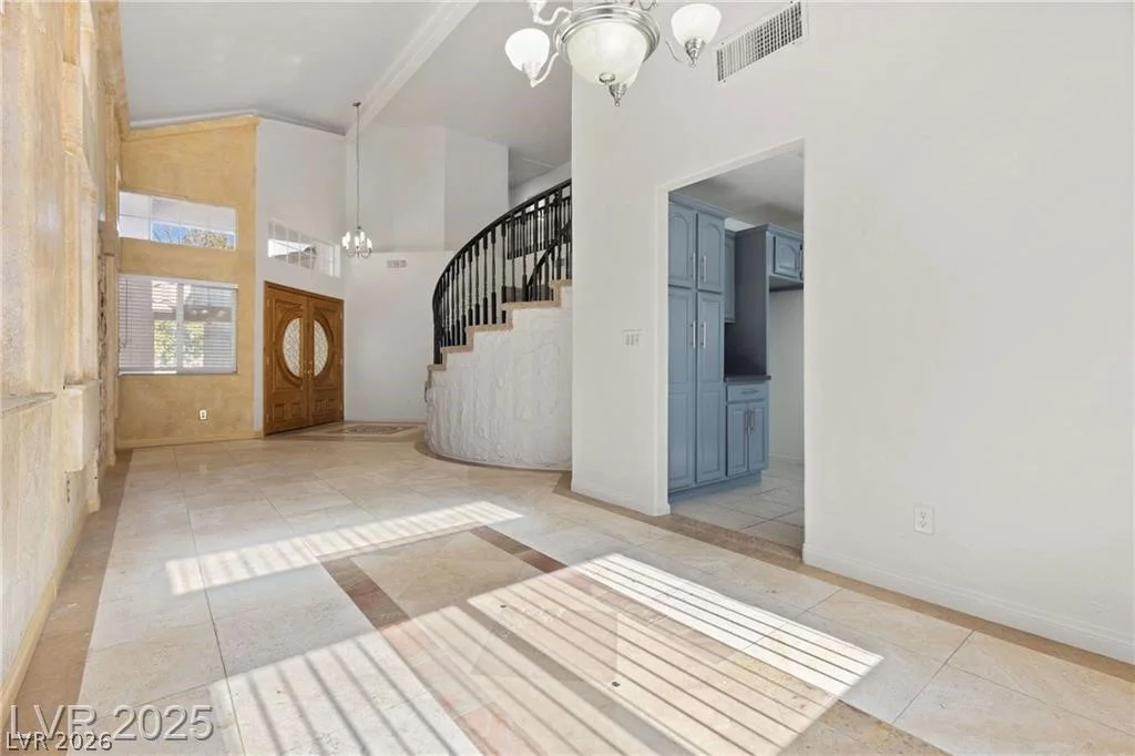 9361 Gilmore, Las Vegas, NV 89129