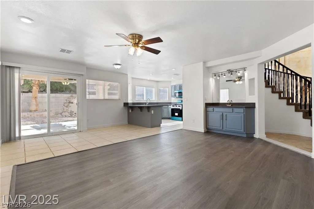 9361 Gilmore, Las Vegas, NV 89129