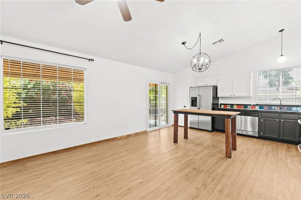 7749 Kasmere Falls, Las Vegas, NV 89149