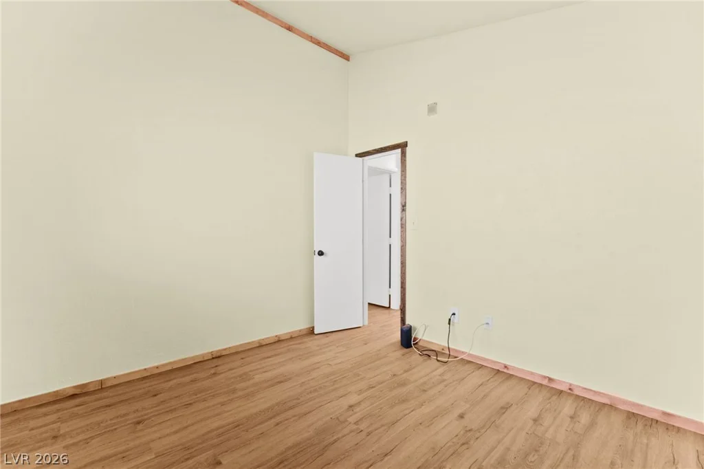 7749 Kasmere Falls, Las Vegas, NV 89149