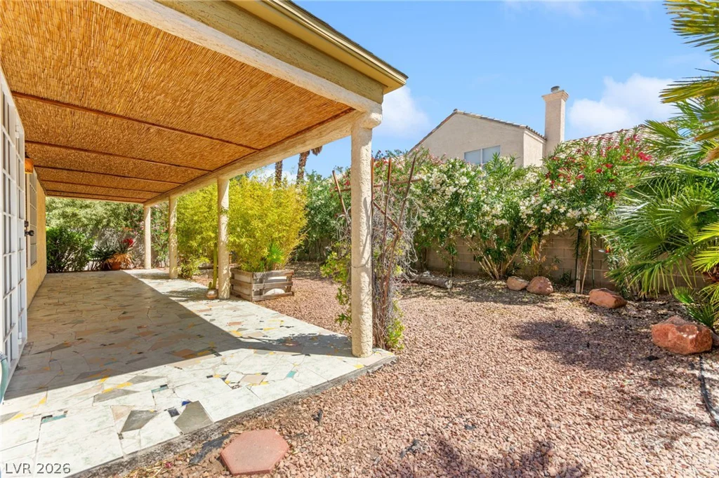 7749 Kasmere Falls, Las Vegas, NV 89149