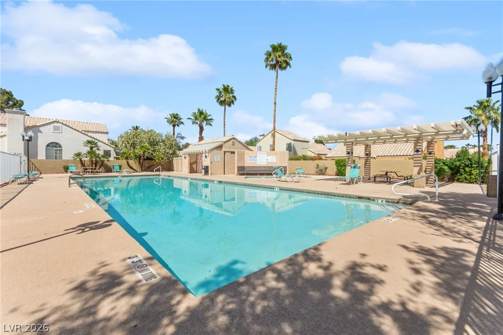 7749 Kasmere Falls, Las Vegas, NV 89149