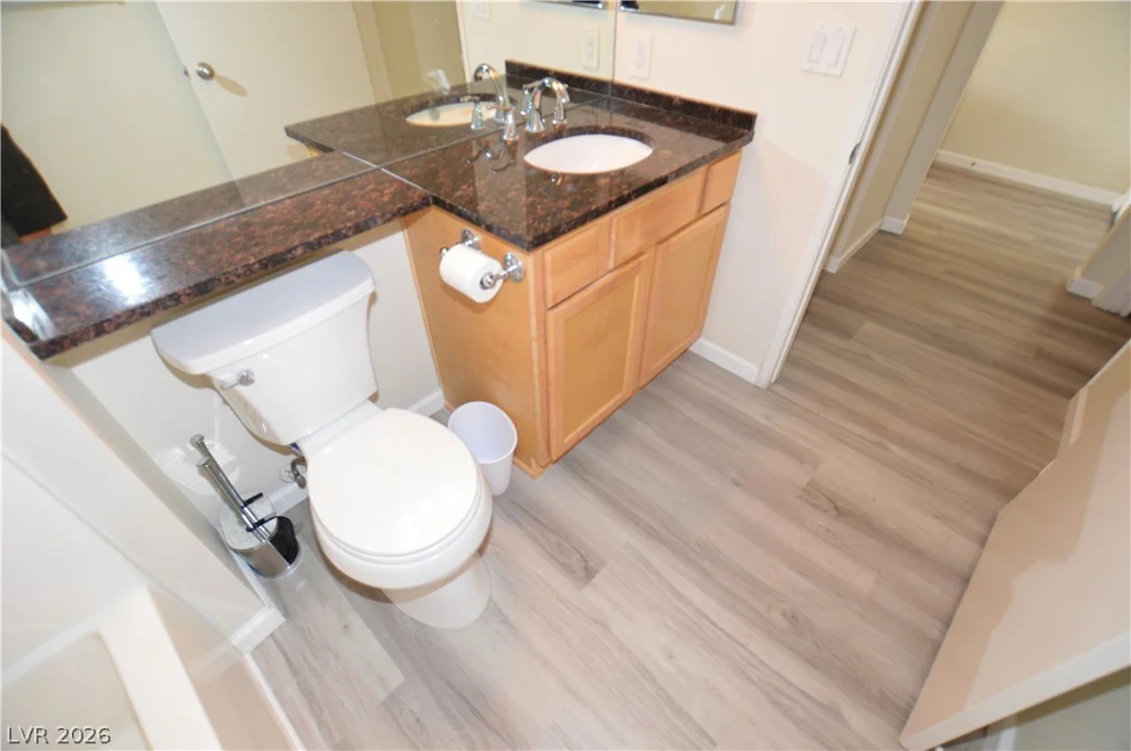 270 Flamingo, Las Vegas, NV 89169