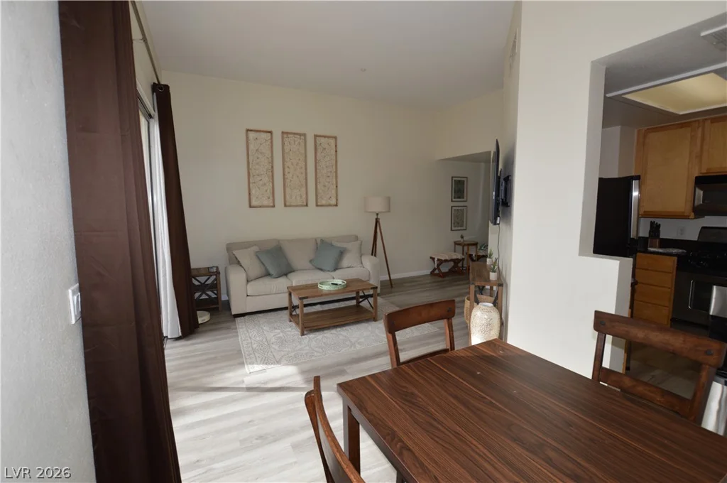 270 Flamingo, Las Vegas, NV 89169