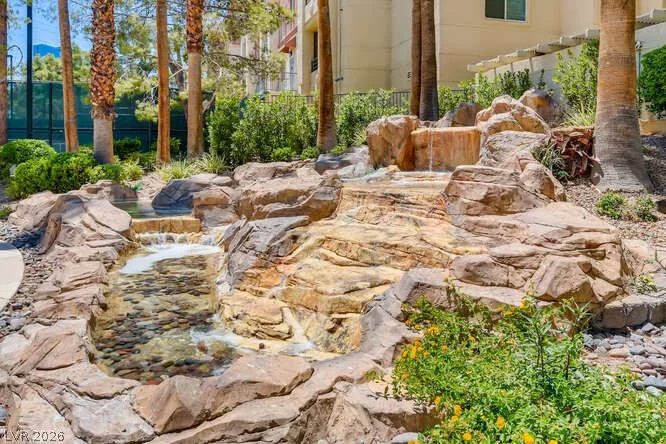 270 Flamingo, Las Vegas, NV 89169