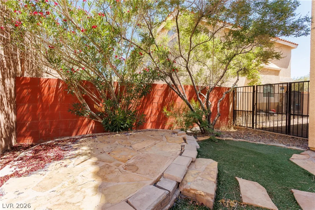 8467 BISMARK SAPPHIRE, Las Vegas, NV 89139