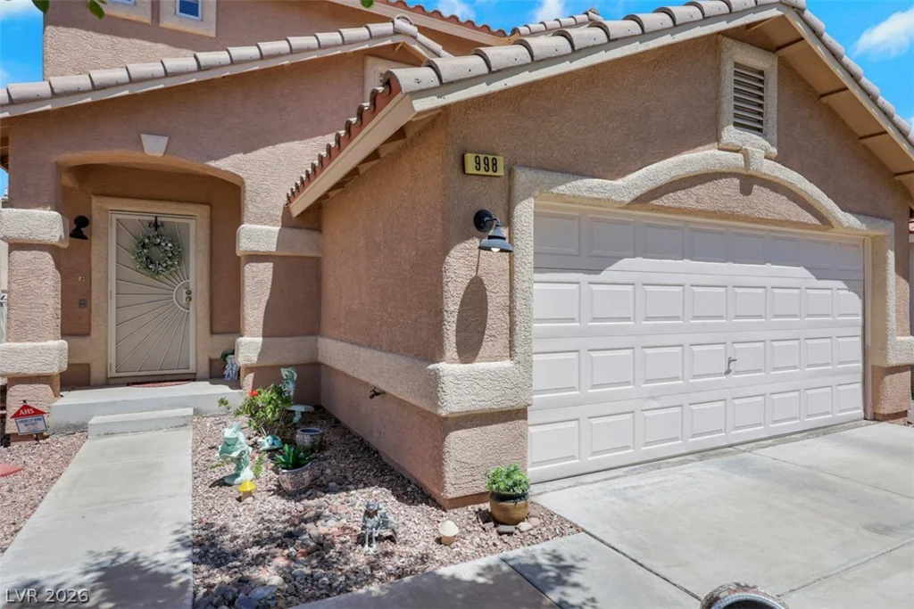 998 Dancing Vines, Las Vegas, NV 89183