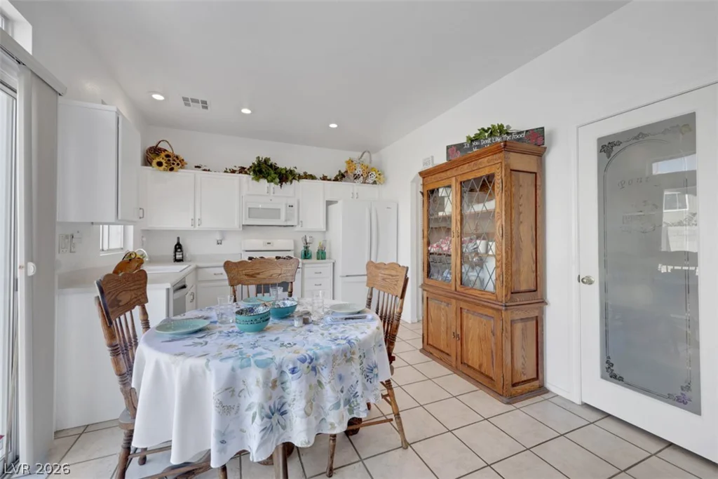 998 Dancing Vines, Las Vegas, NV 89183
