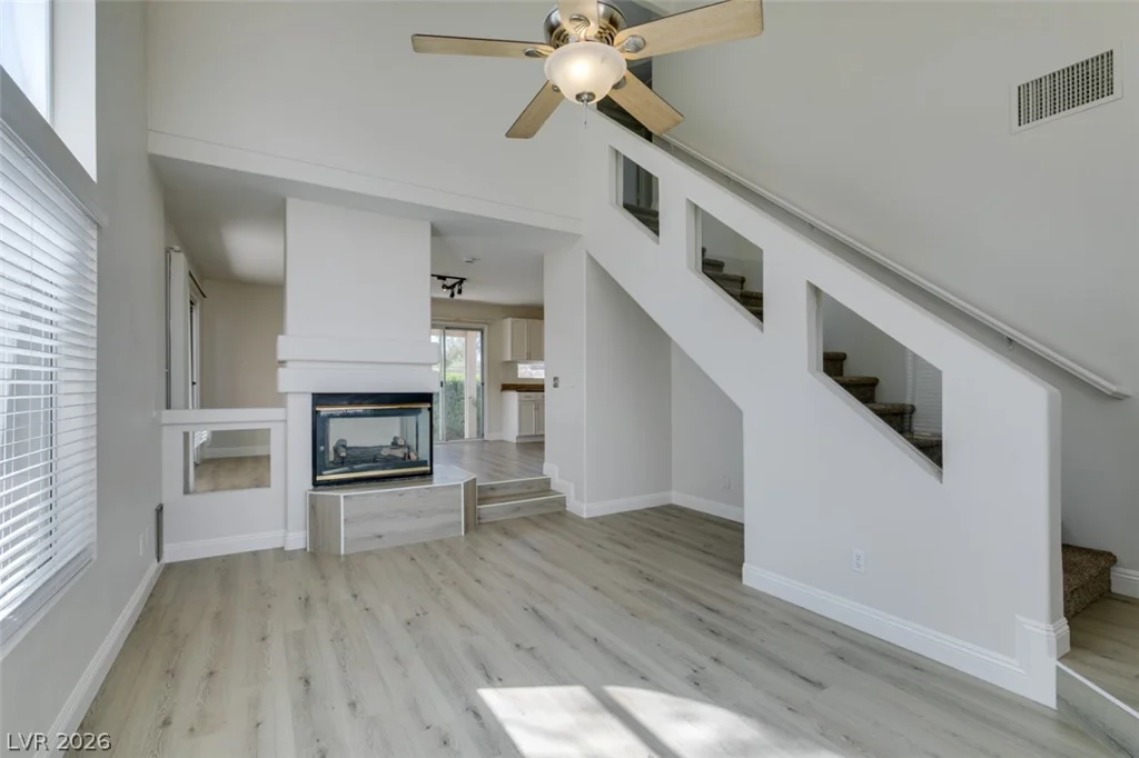 8703 Sandringham, Las Vegas, NV 89129