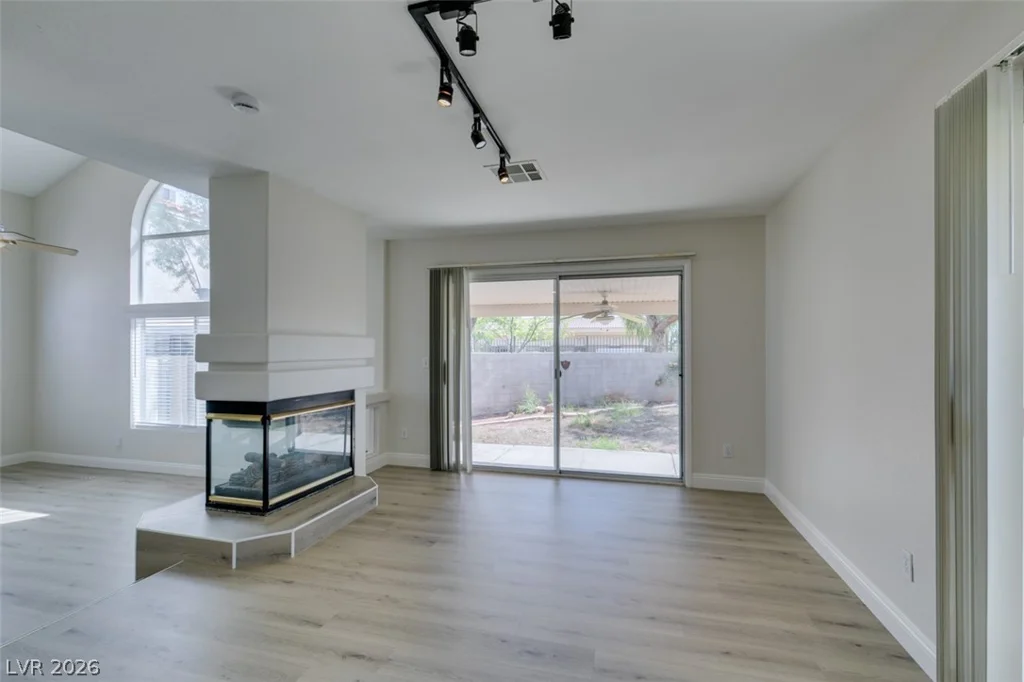 8703 Sandringham, Las Vegas, NV 89129