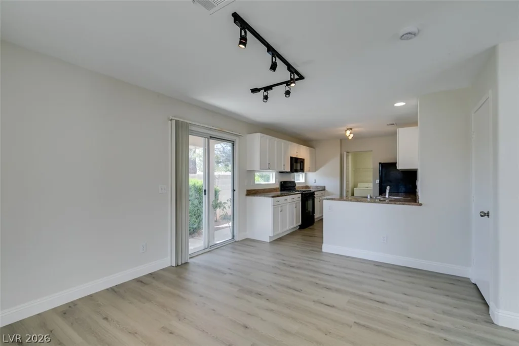 8703 Sandringham, Las Vegas, NV 89129