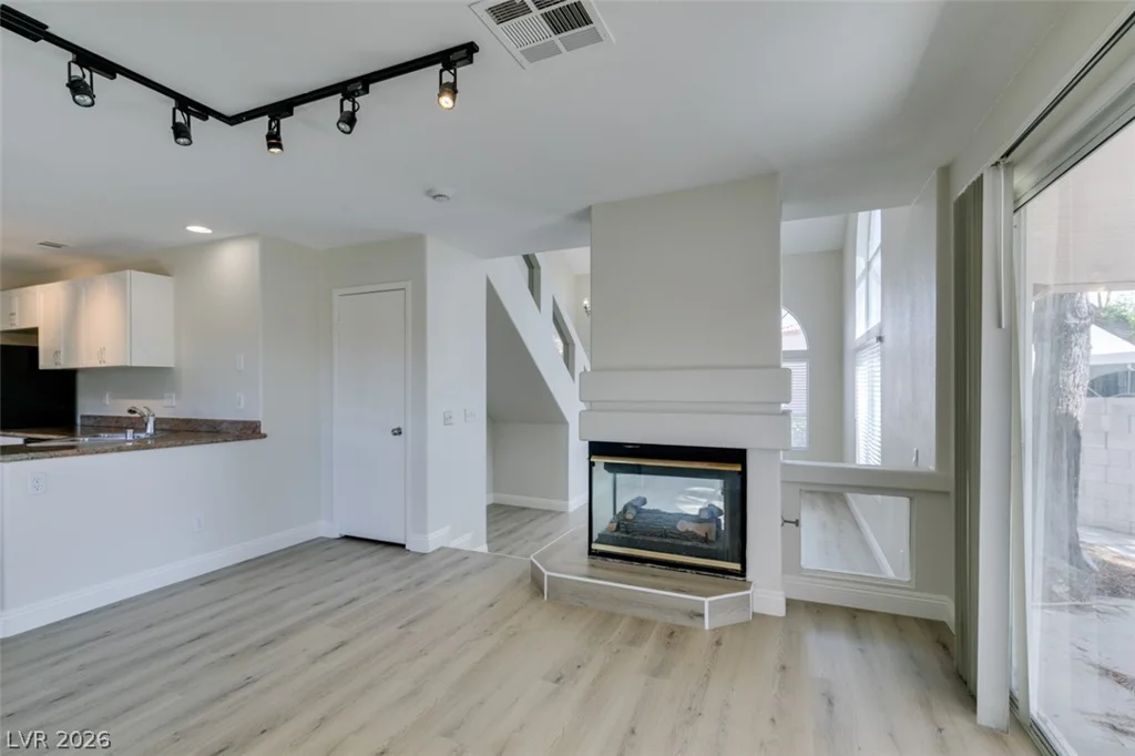 8703 Sandringham, Las Vegas, NV 89129