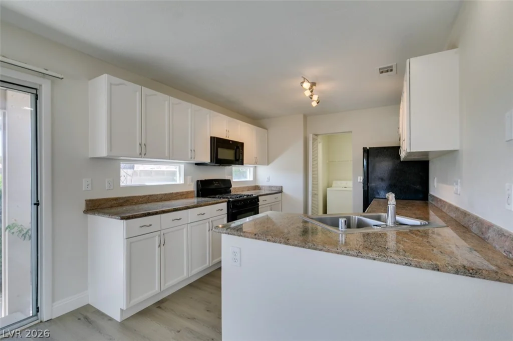 8703 Sandringham, Las Vegas, NV 89129
