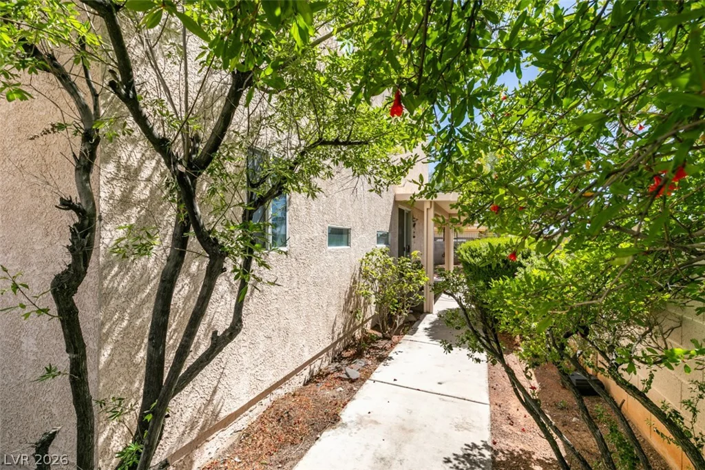 8703 Sandringham, Las Vegas, NV 89129