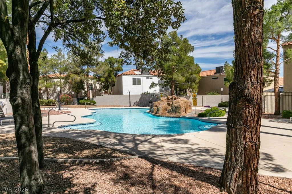 8703 Sandringham, Las Vegas, NV 89129