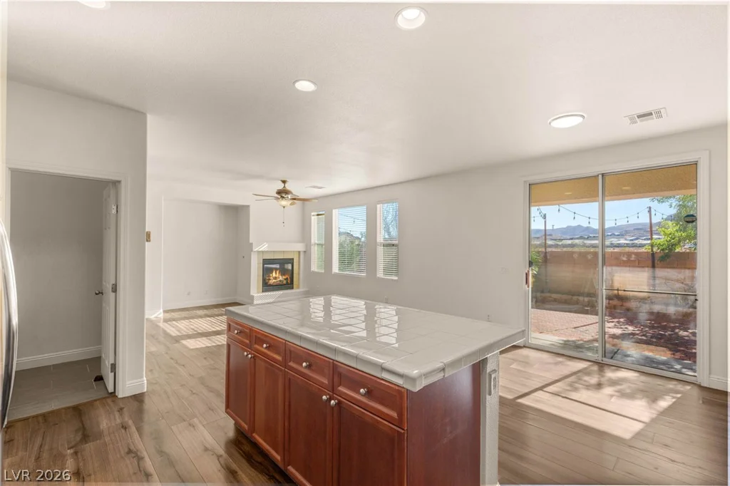6247 Sugartree, Las Vegas, NV 89141