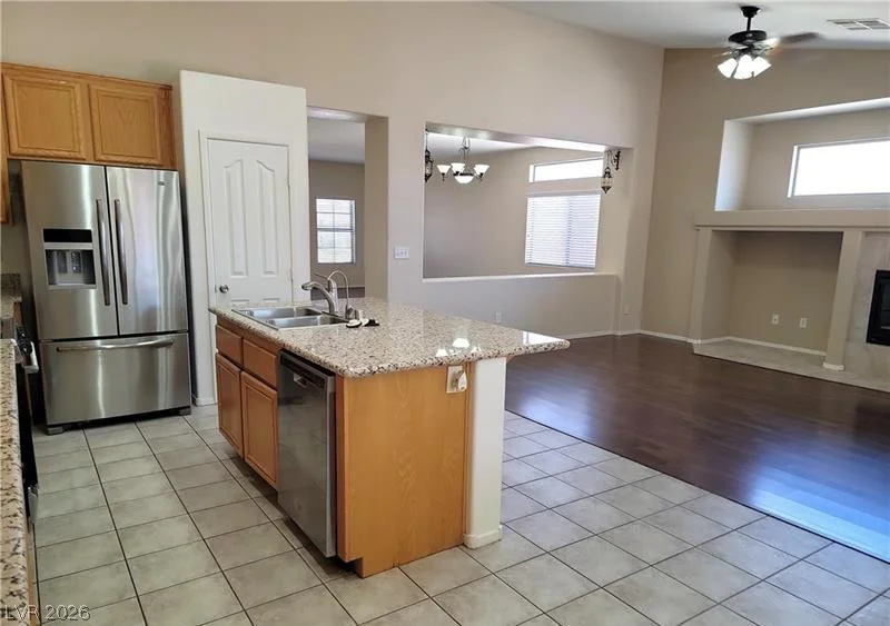 34 Amber Rock, Henderson, NV 89012
