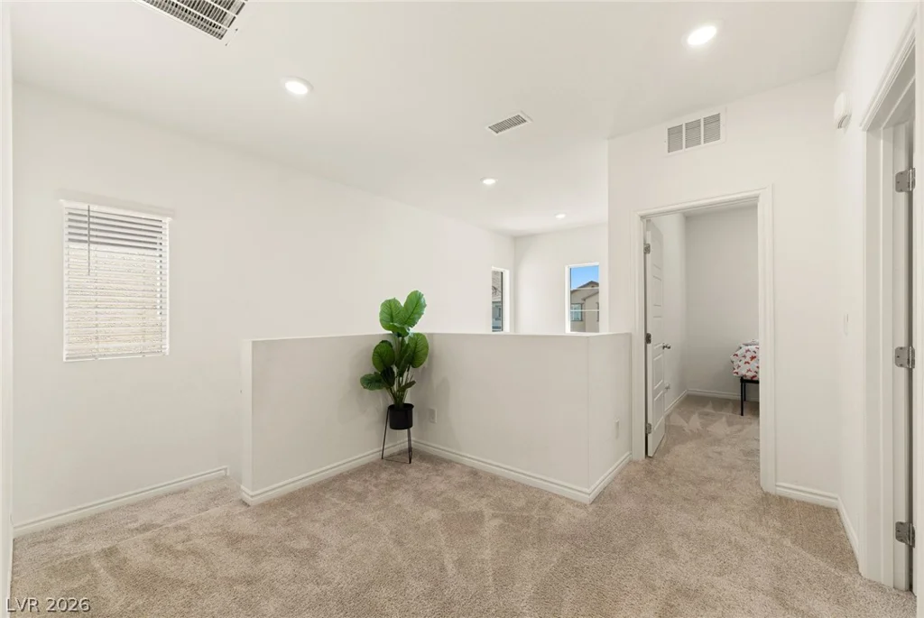 6844 Bayou Hollow, Las Vegas, NV 89156